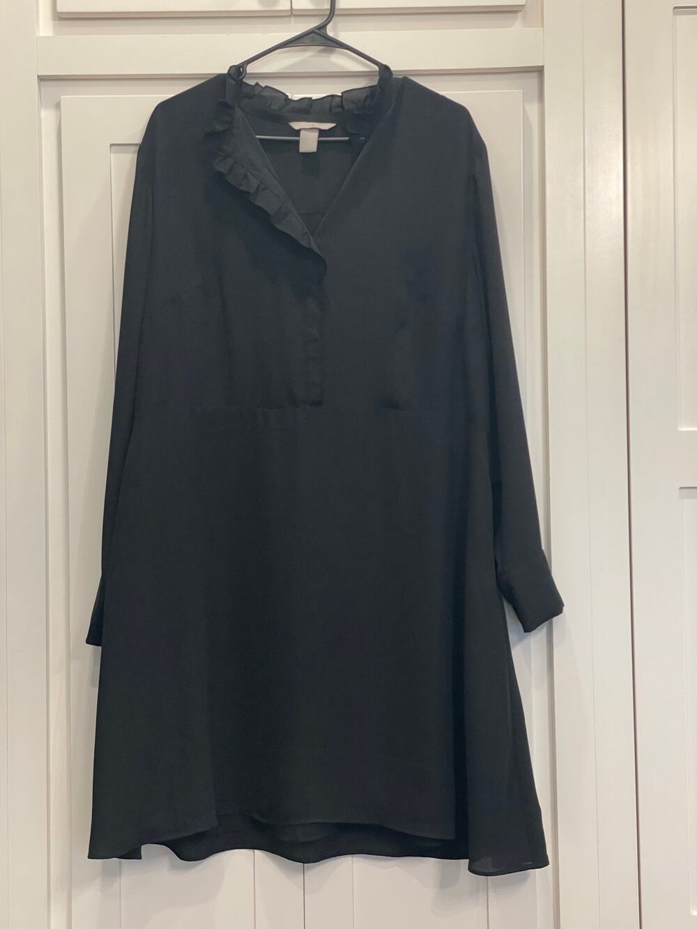 H&M Black silky sheer long sleeve ruffled dress XL